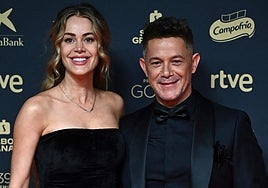 La actriz Candela Márquez junto al cantante Alejandro Sanz.