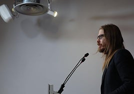 Pablo Fernández comparece este lunes tras la reunión de la ejecutiva de Podemos.