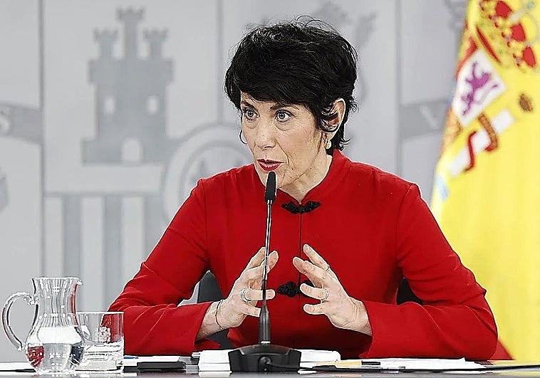El Gobierno se opone a una posible abstención del PSOE para que Guardiola no dependa de Vox