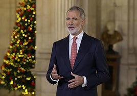 Felipe VI durante el mensaje de Navidad, grabado en el Palacio Real.