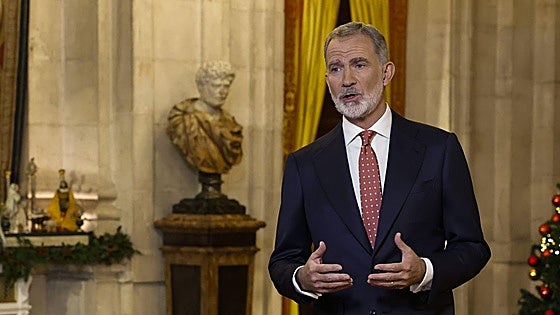 El PSOE y el PP respaldan el discurso del Rey frente a las duras críticas de los socios de investidura