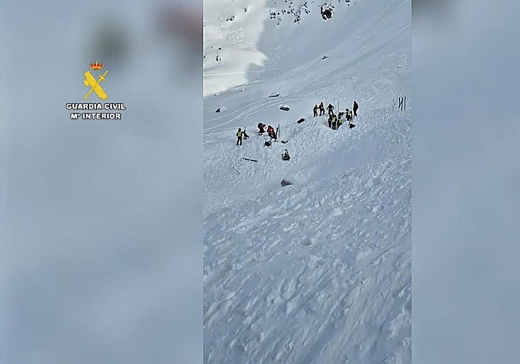 Tres muertos y una herida leve en un alud en el Pirineo aragonés
