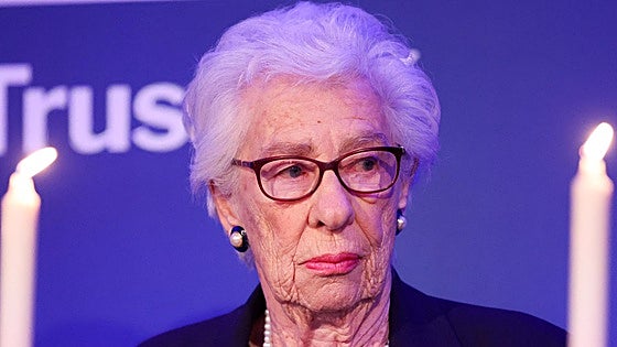 Muere Eva Schloss, hermanastra de Ana Frank y superviviente de Auschwitz