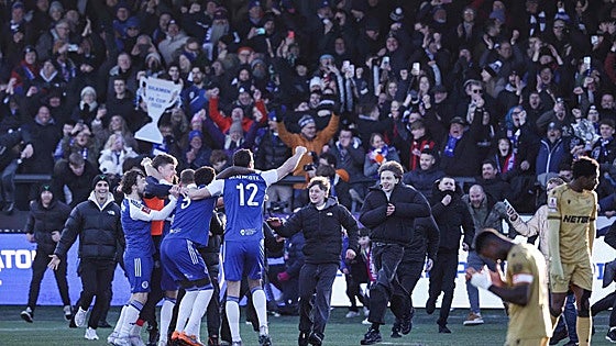 El Macclesfield, de la sexta división, elimina al Crystal Palace, vigente campeón