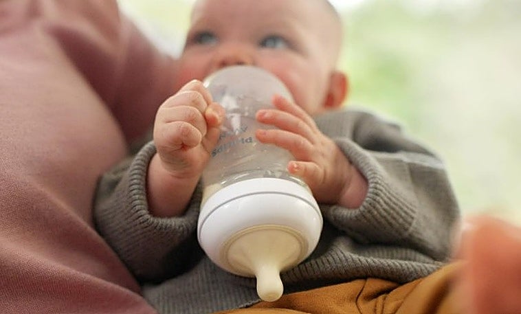 Alimentación sin cólicos y transición natural con este set de biberones de Philips Avent