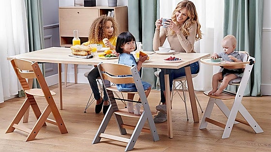 Las mejores tronas evolutivas para niños que harán de las comidas su momento favorito