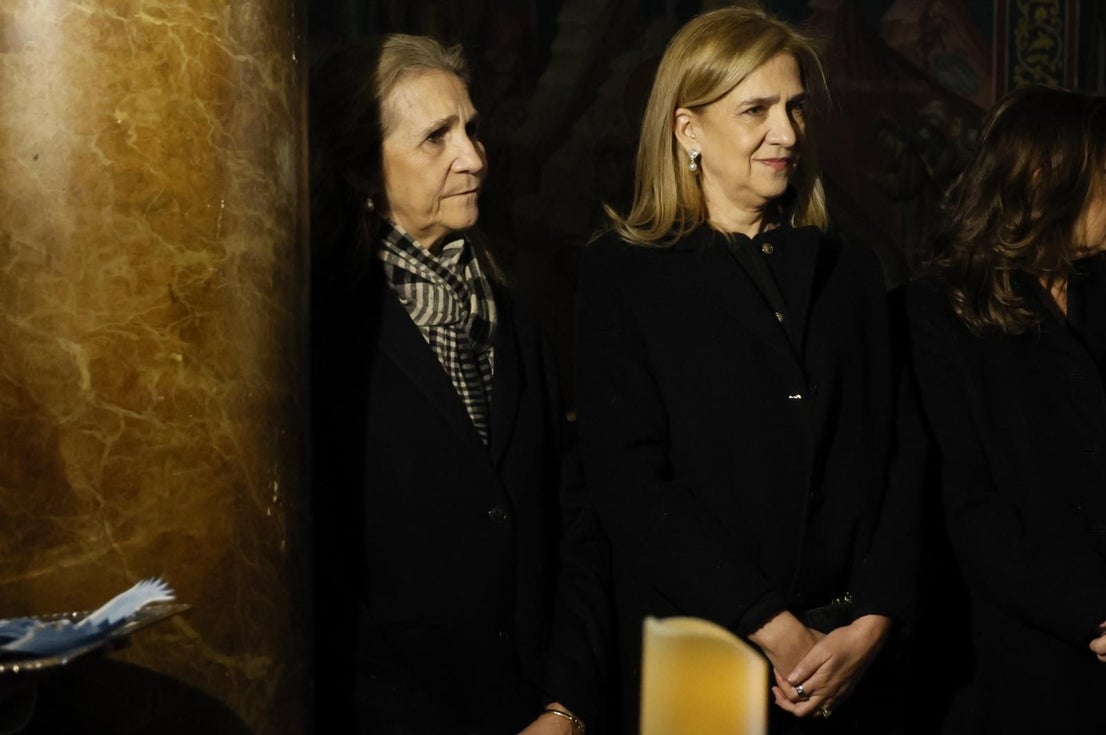 Las infantas Elena y Cristina en la catedral ortodoxa