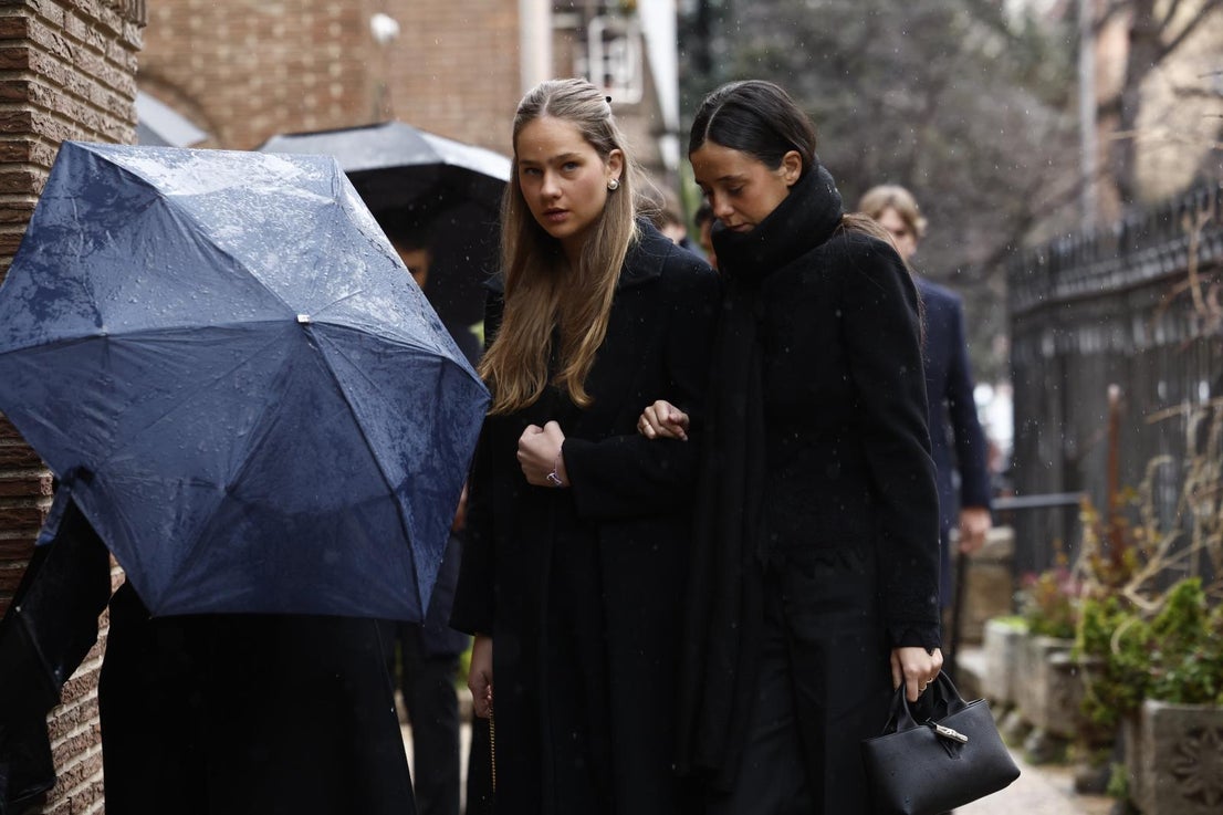 Irene Urdangarín y Victoria de Marichalar a su llegada a la catedral
