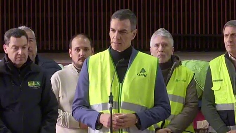Pedro Sánchez: "Vamos a dar con la verdad y cuando se conozca el origen y causa de esta tragedia lo pondremos en conocimiento de los ciudadanos"