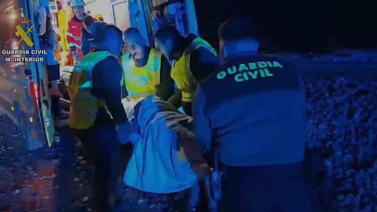 La Guardia Civil despliega en el accidente a los expertos en identificaciones que participaron en la dana