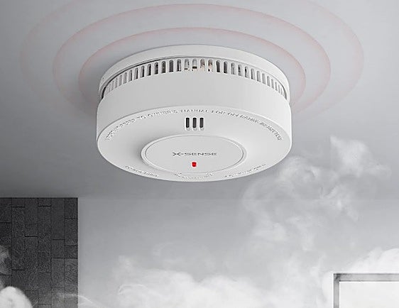 Anticípate al fuego y gana tranquilidad en tu hogar con el detector de humo X-Sense SD19