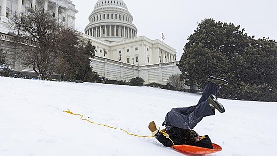La tormenta 'Fern' deja a Estados Unidos aterido de frío
