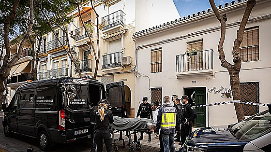 «Ha sido mi hijo», la confesión de la madre apuñalada en Fuengirola