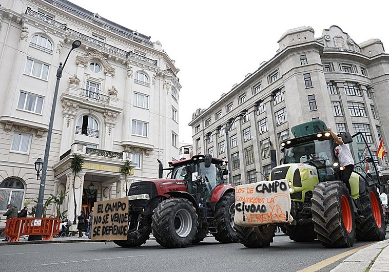La protesta del campo suma 15.000 tractores contra Mercosur en toda España