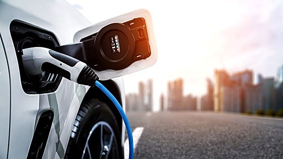 El sector del automóvil en España navega entre récords de ventas y un vacío de incentivos fiscales