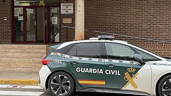 Detenido el teniente de la Guardia Civil de Bétera tras una denuncia de su expareja por agresión sexual y coacciones