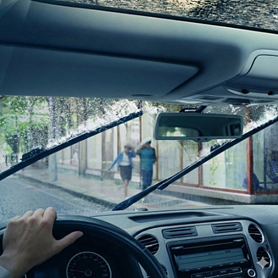 Ni marcas ni ruido: Estos limpiaparabrisas de Bosch son lo que necesitas para una conducción segura en los días de lluvia