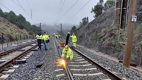 La reapertura de los trenes Madrid-Andalucía se vuelve a retrasar por el temporal