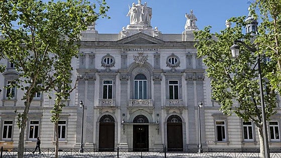El Supremo avala compatibilizar el subsidio para mayores de 52 años con la incapacidad permanente total