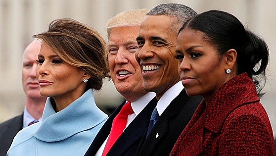 Trump se niega a disculparse por el vídeo racista sobre los Obama