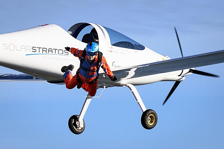 Muere durante un salto en Francia el bicampeón del mundo de vuelo libre Pierre Wolnik