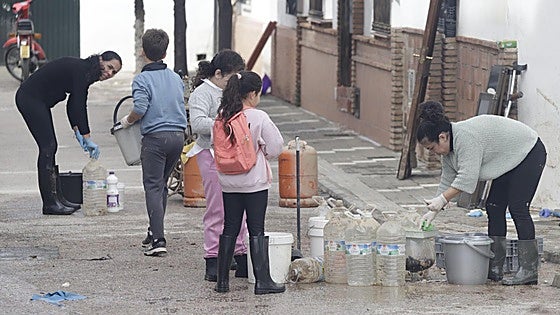 La cifra de desalojados en Andalucía por las borrascas cae hasta los 3.500