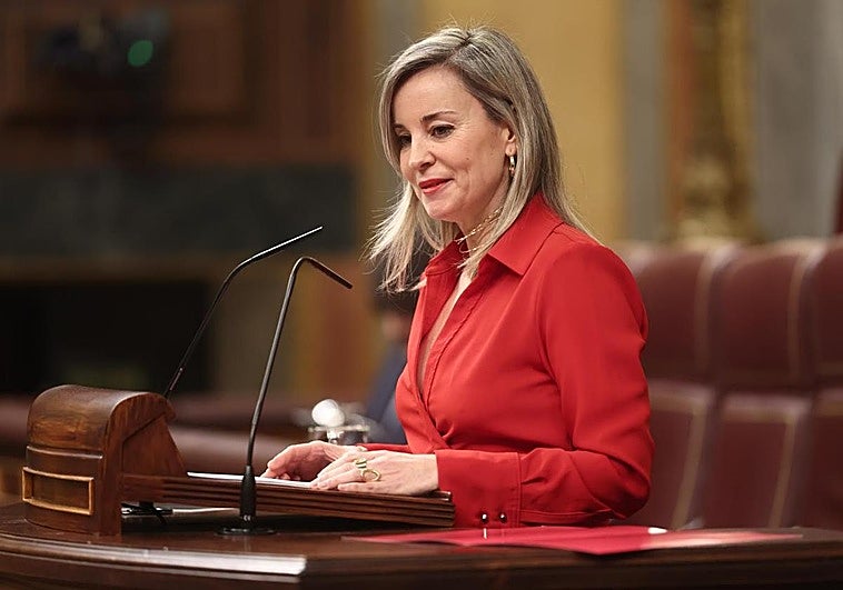 Sumar reprocha a Sánchez su «inmovilismo» en materia de vivienda y exige una renovación ferroviaria