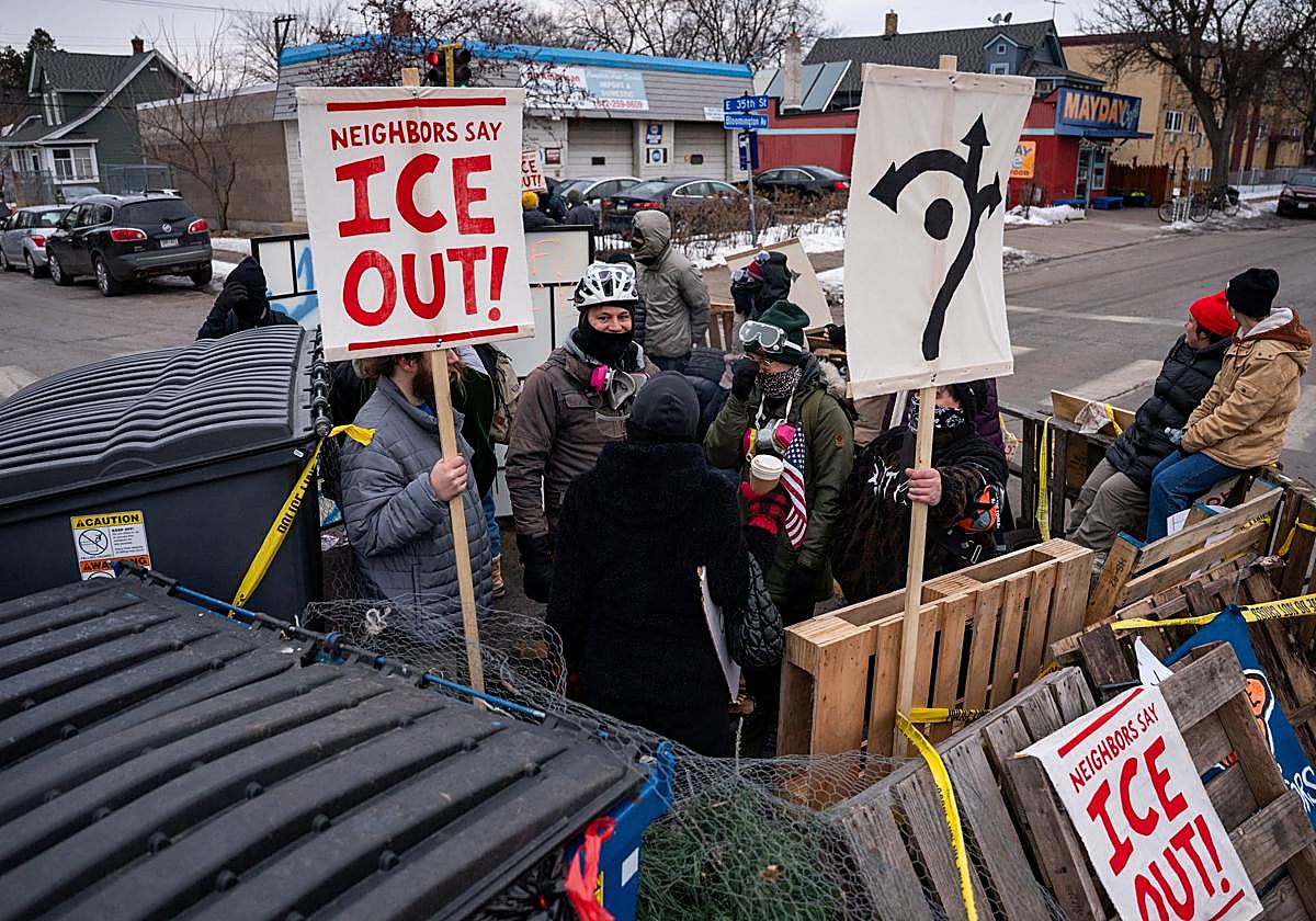 El ICE comienza su retirada de Minesota y el zar de inmigración da por  concluida la operación | El Correo