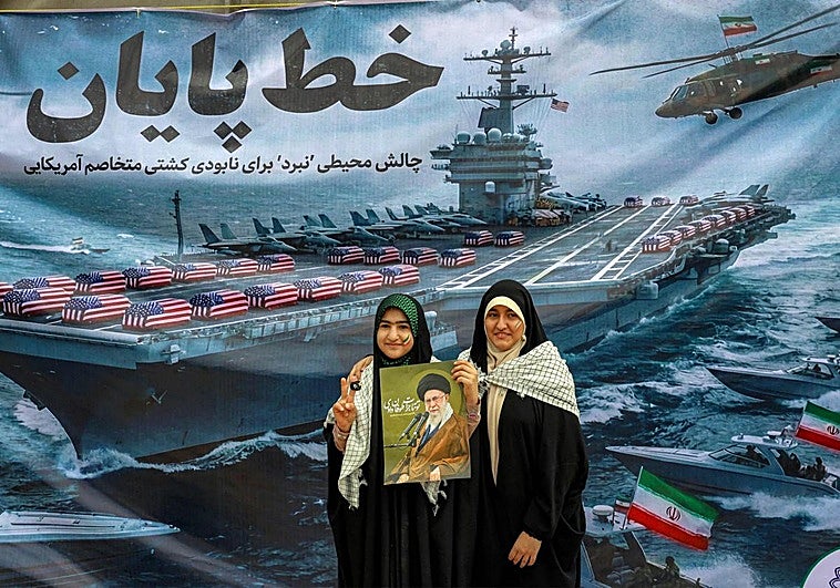 Irán crea una comisión para investigar las protestas bajo la amenaza de la llegada de un segundo portaaviones de Estados Unidos