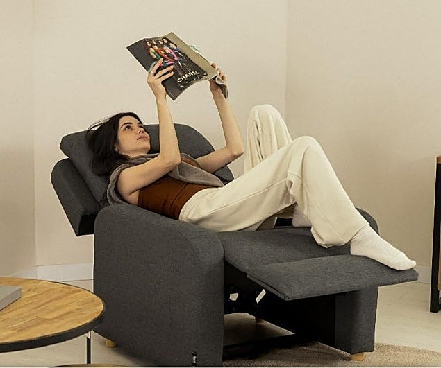 Dale un giro a tu descanso en casa con el sillón relax reclinable de Nalui