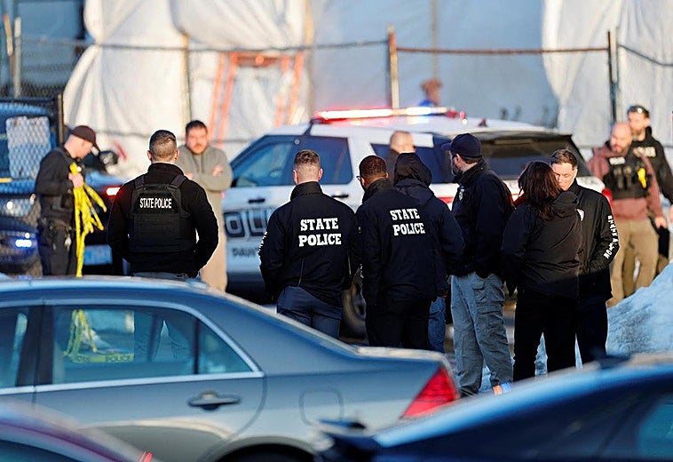 Una disputa familiar siembra de sangre un partido escolar de hockey hielo en Rhode Island