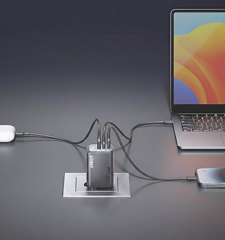 Carga varios dispositivos a la vez y a la máxima velocidad con el cargador USB C Anker Prime 100W
