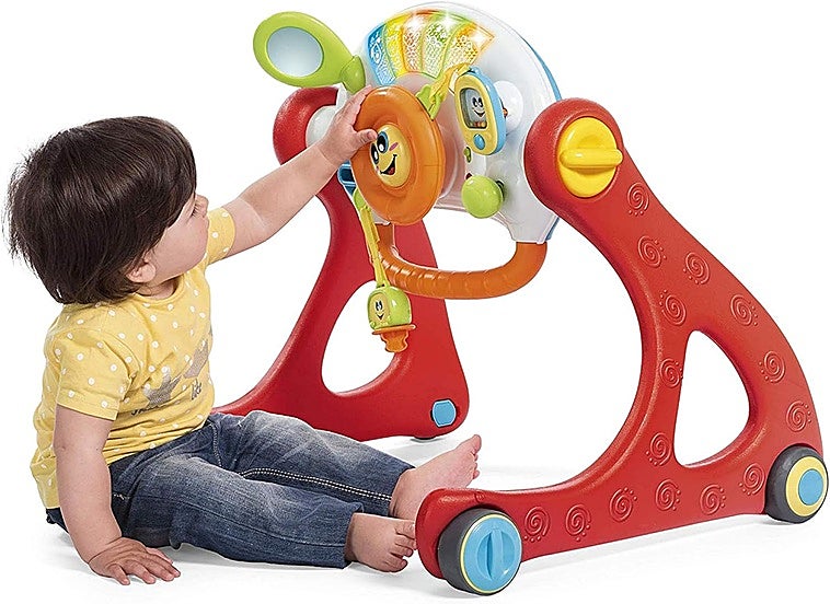 Aprovecha cada etapa del desarrollo de tu bebé con el gimnasio Crece y Camina 4 en 1 de Chicco