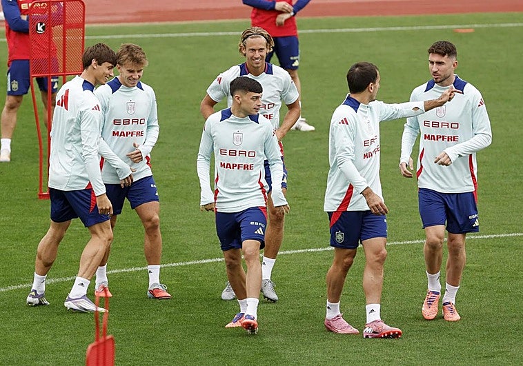 Irak y Perú, últimos ensayos de España antes del Mundial