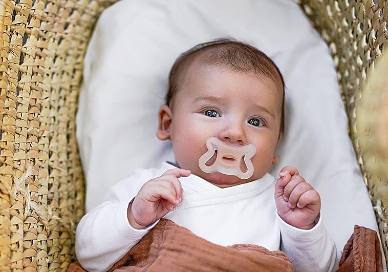 Analizamos el chupete Zero Zero de Suavinex: suavidad y comodidad para los primeros meses