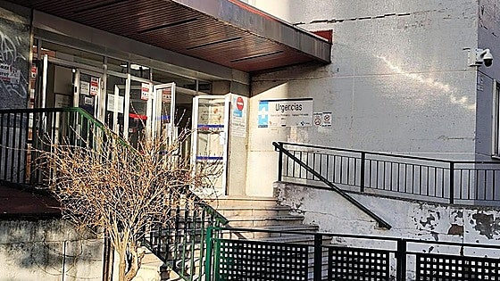 Se desnuda ante la médica y golpea todo lo que encuentra hasta ser reducido por la Policía en Valladolid