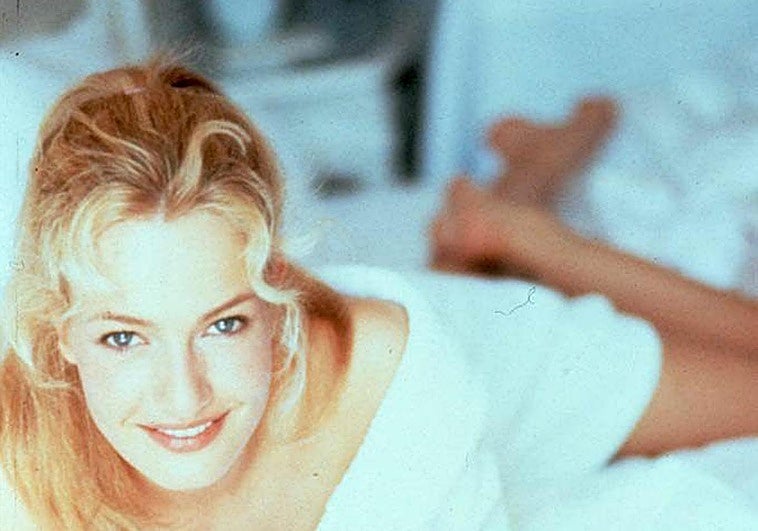 Karen Mulder, la top amordazada