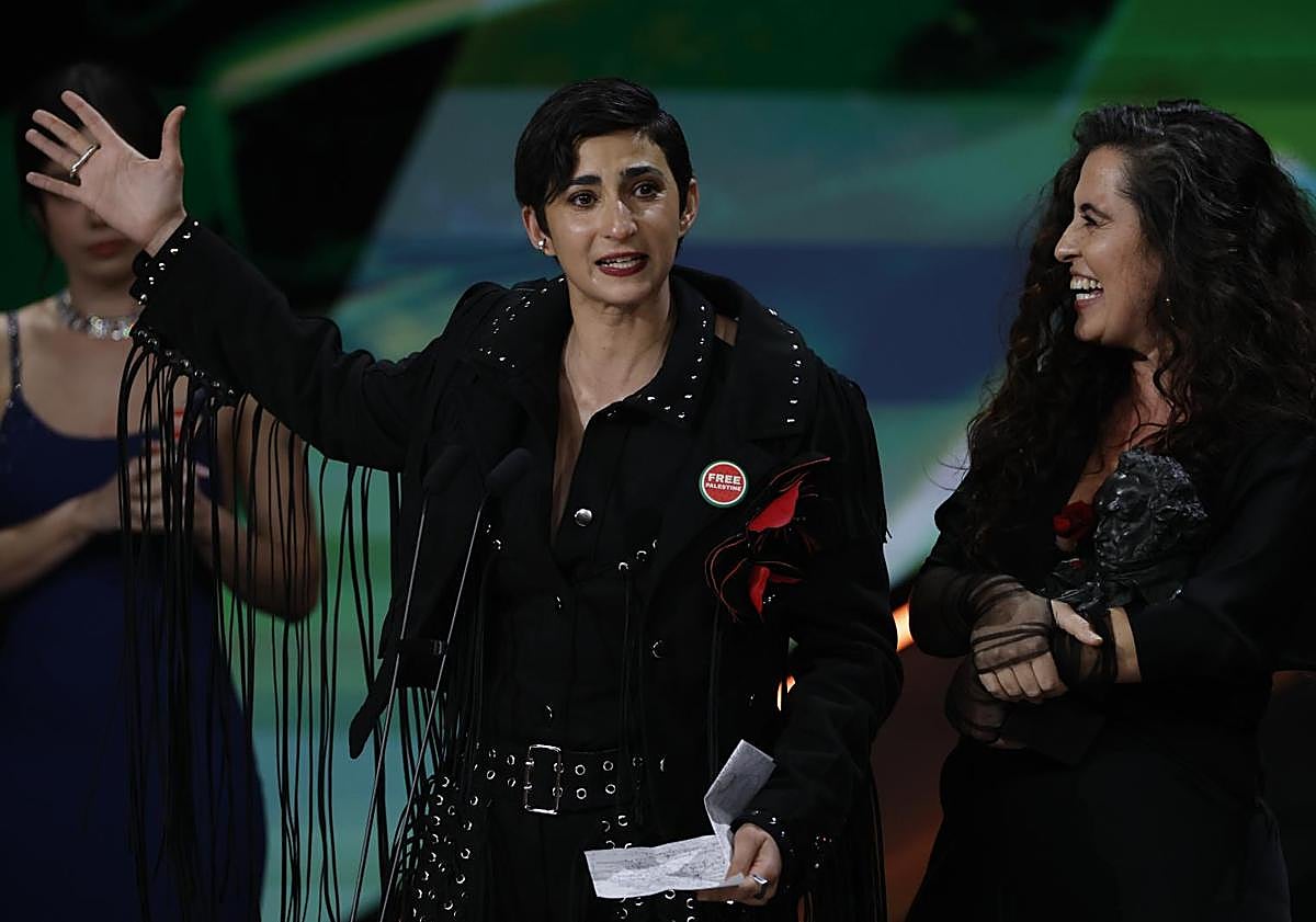 Imagen principal - Alba Flores, Laura Ponte y María Pedraza