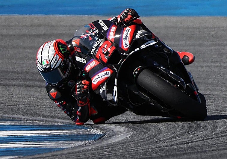 Pinchazo de Marc Márquez y victoria de Marco Bezzecchi en Tailandia