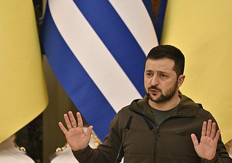 Zelenski considera una «buena decisión» el ataque a Irán porque cortará el flujo de armas hacia Rusia