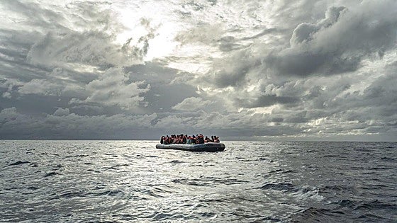Atacan un buque metanero ruso en el Mediterráneo Central