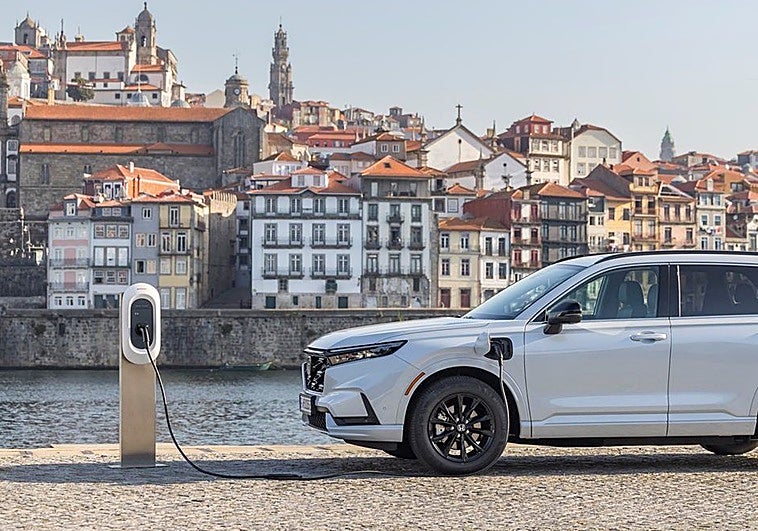 Todo lo que debes saber para cruzar Europa en coche eléctrico