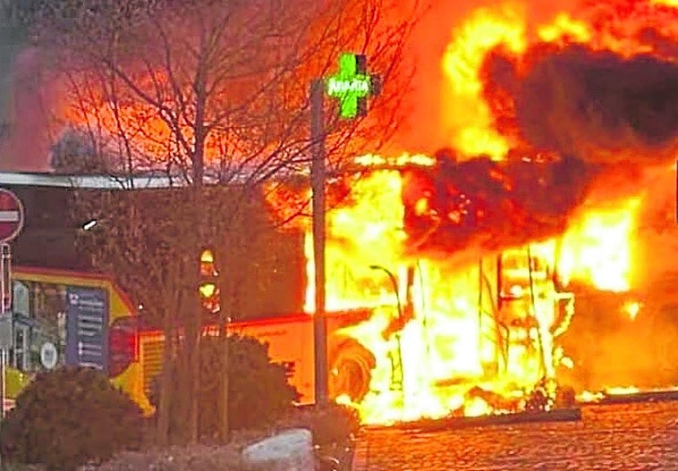 Seis muertos en un incendio provocado en un autobús en Suiza