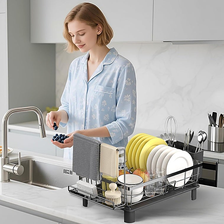 Estos escurreplatos plegables son perfectos para cocinas pequeñas