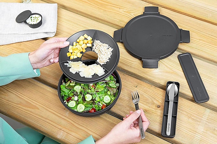 Si comes fuera de casa a menudo, esto te interesa: cubiertos reutilizables, tuppers y bolsas térmicas