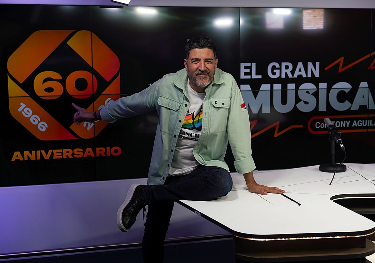 El presentador de 'El gran musical', Tony Aguilar.