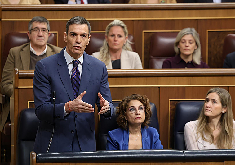 El CIS de Tezanos reduce la ventaja del PSOE sobre el PP y registra una leve caída de Vox