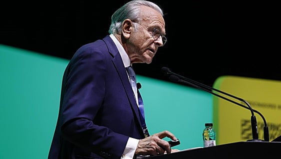 Fainé invierte 90.500 euros en Telefónica y consolida el 'núcleo estable' tras la salida de BBVA del consejo