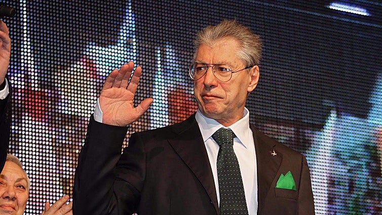 Muere el líder independentista italiano Umberto Bossi