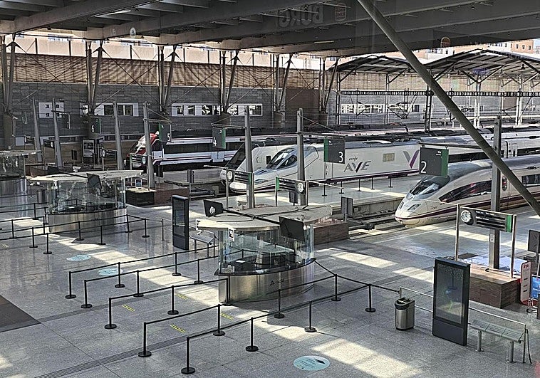 Renfe lanza billetes desde 19 euros en Avlo y 33 euros en AVE para Semana Santa